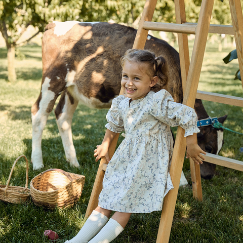 Kurdeleli Çiçek Desenli Krem Pamuk Kız Çocuk Elbise
